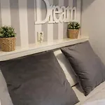 Luxe Met Prachtig Terras Op De Veluwe , Veel Privacy