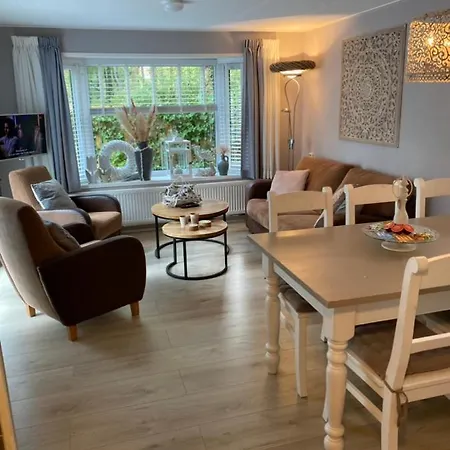 Luxe Met Prachtig Terras Op De Veluwe , Veel Privacy 木屋 霍德鲁