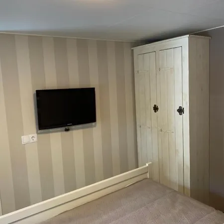 Luxe Met Prachtig Terras Op De Veluwe , Veel Privacy *