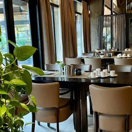 Luxe Met Prachtig Terras Op De Veluwe , Veel Privacy * Hoenderloo